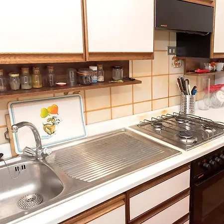 S288 - Sirolo, Ampio Trilocale In Zona 锡罗洛